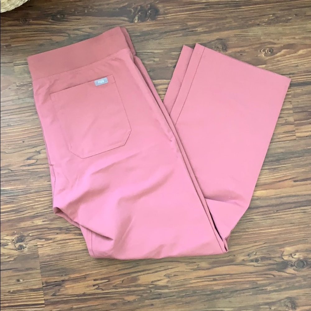 Figs Livingston-scrub pants. L/P